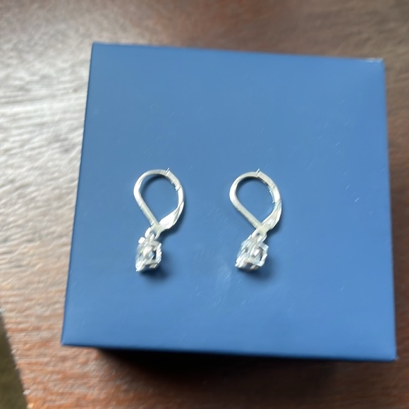 Silver drop earrings - Picture 2 of 4